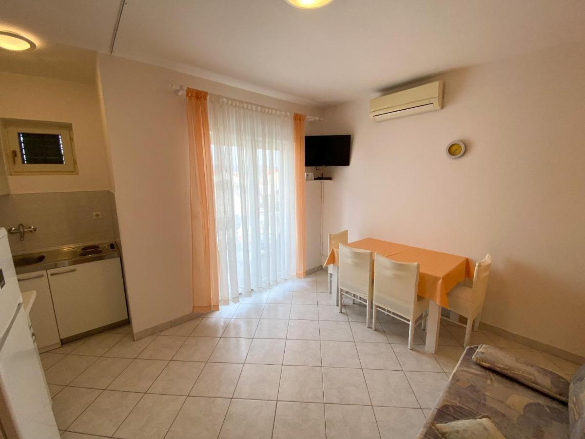 Apartments Pulic Zaboric Exterior photo